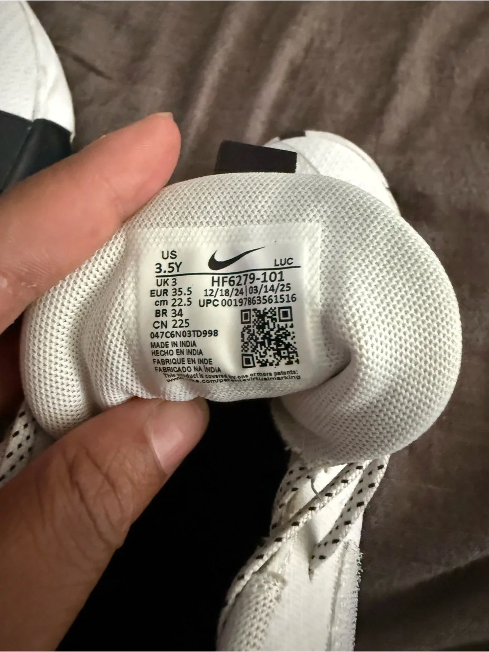 Nike Kids White and Black Slip-On Lace Athletic Sneakers